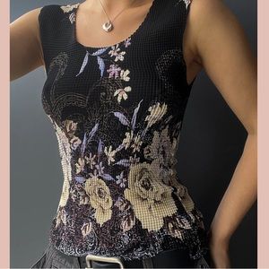 Floral tank